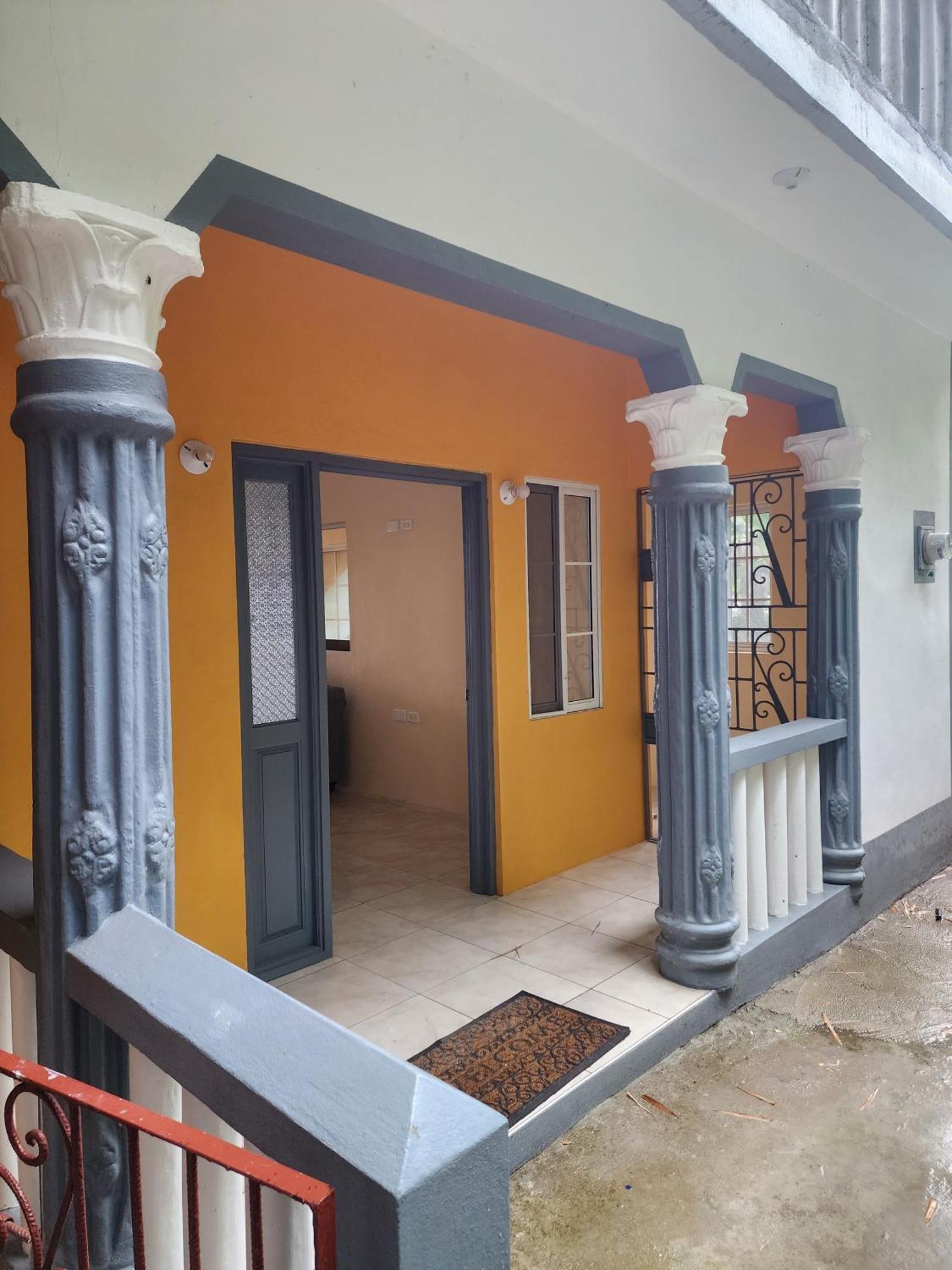 Viva Violas Port Antonio Buitenkant foto